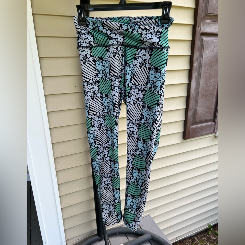 FP Movement by Free People Green Black White Graphic Print Leggings